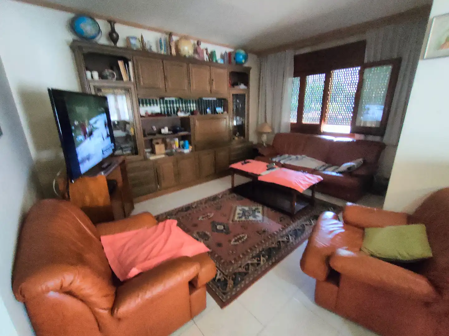 Sala d'estar de Casa o xalet en venda en Girona amb Calefacció, Jardí privat i Terrassa