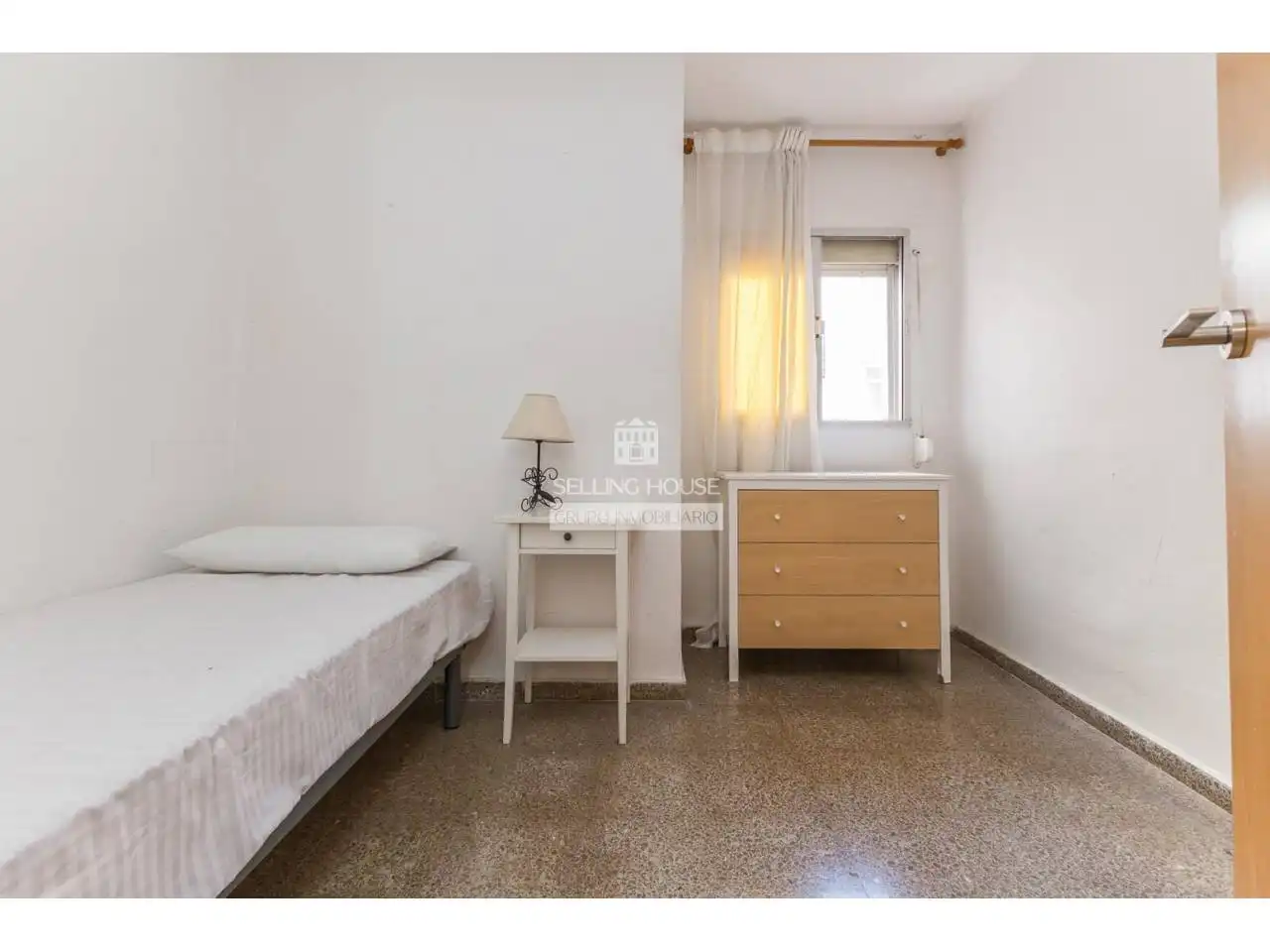 Habitación de Piso en venta en Valencia con Aire acondicionado y Balcón