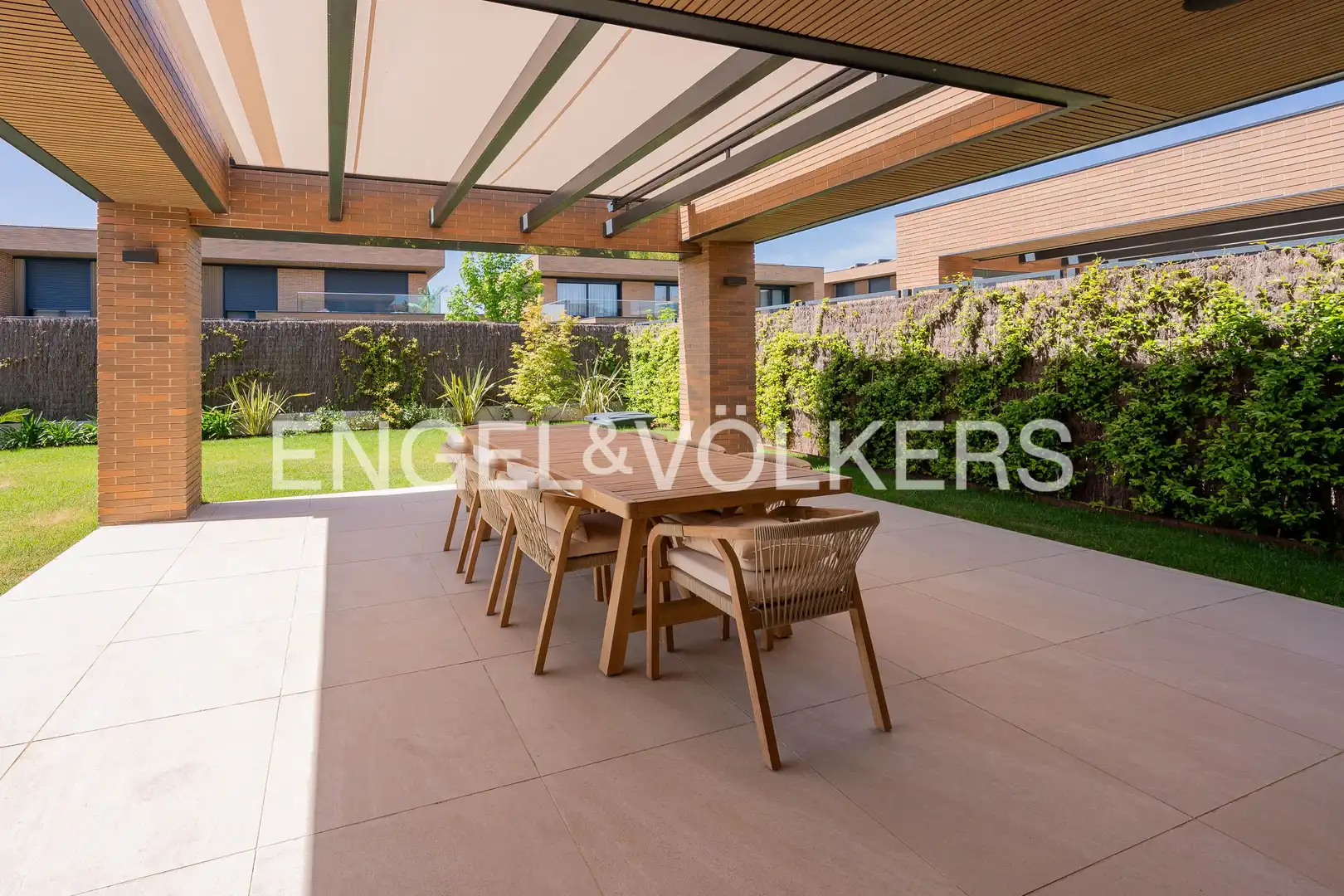 Terraza de Casa o chalet en venta en Las Rozas de Madrid con Aire acondicionado, Calefacción y Jardín privado
