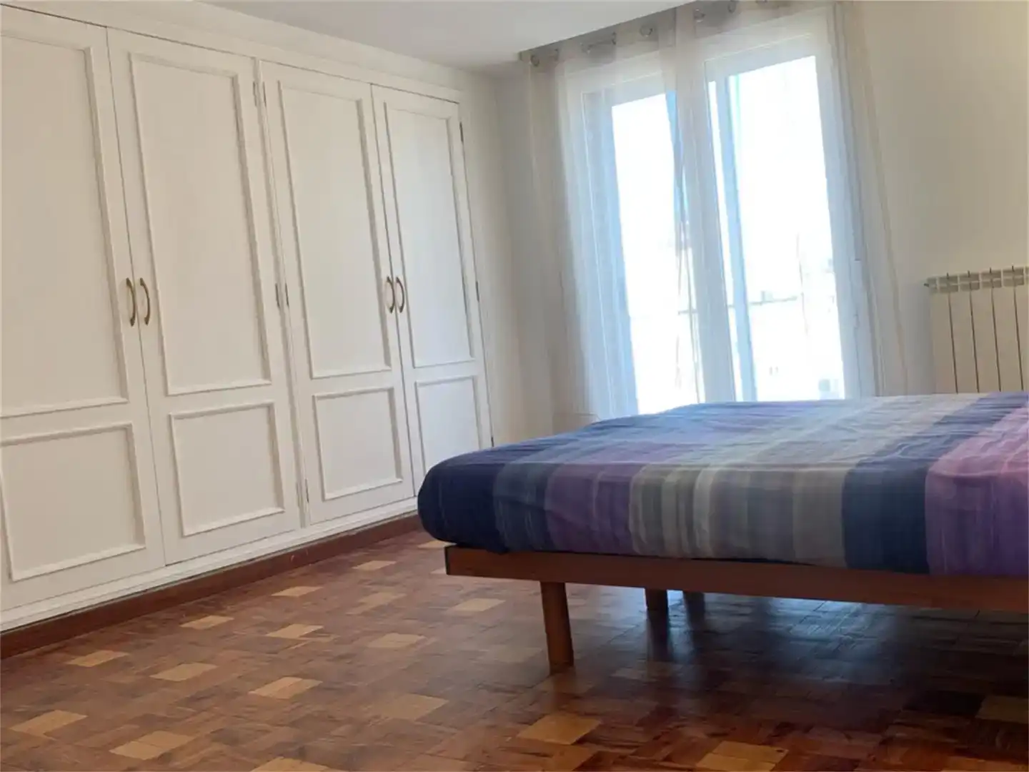 Schlafzimmer von Wohnung zur Miete in León Capital  mit Balkon