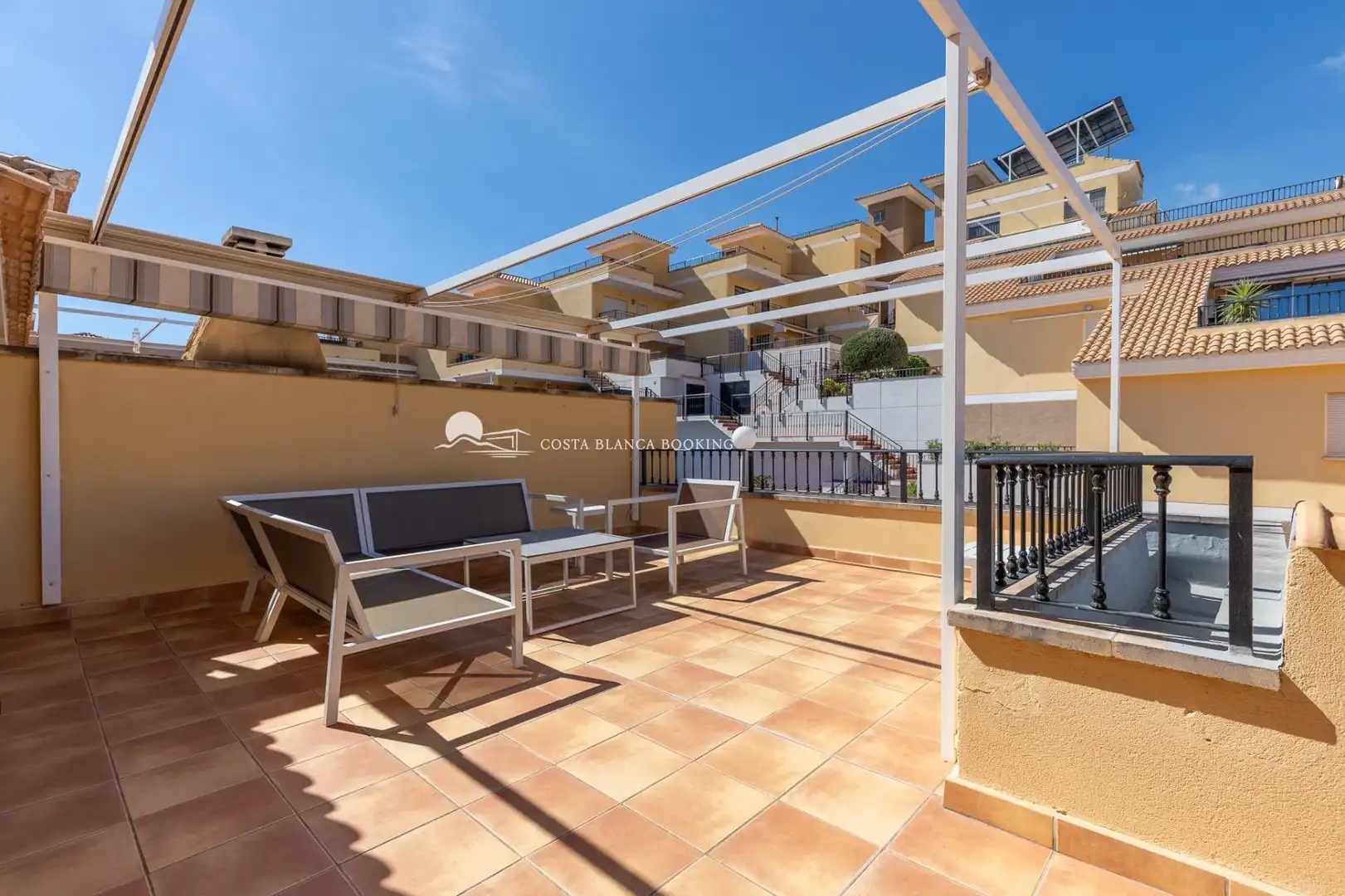 Bungalow con terrazza in vendita a Escandinavia - Cautivador