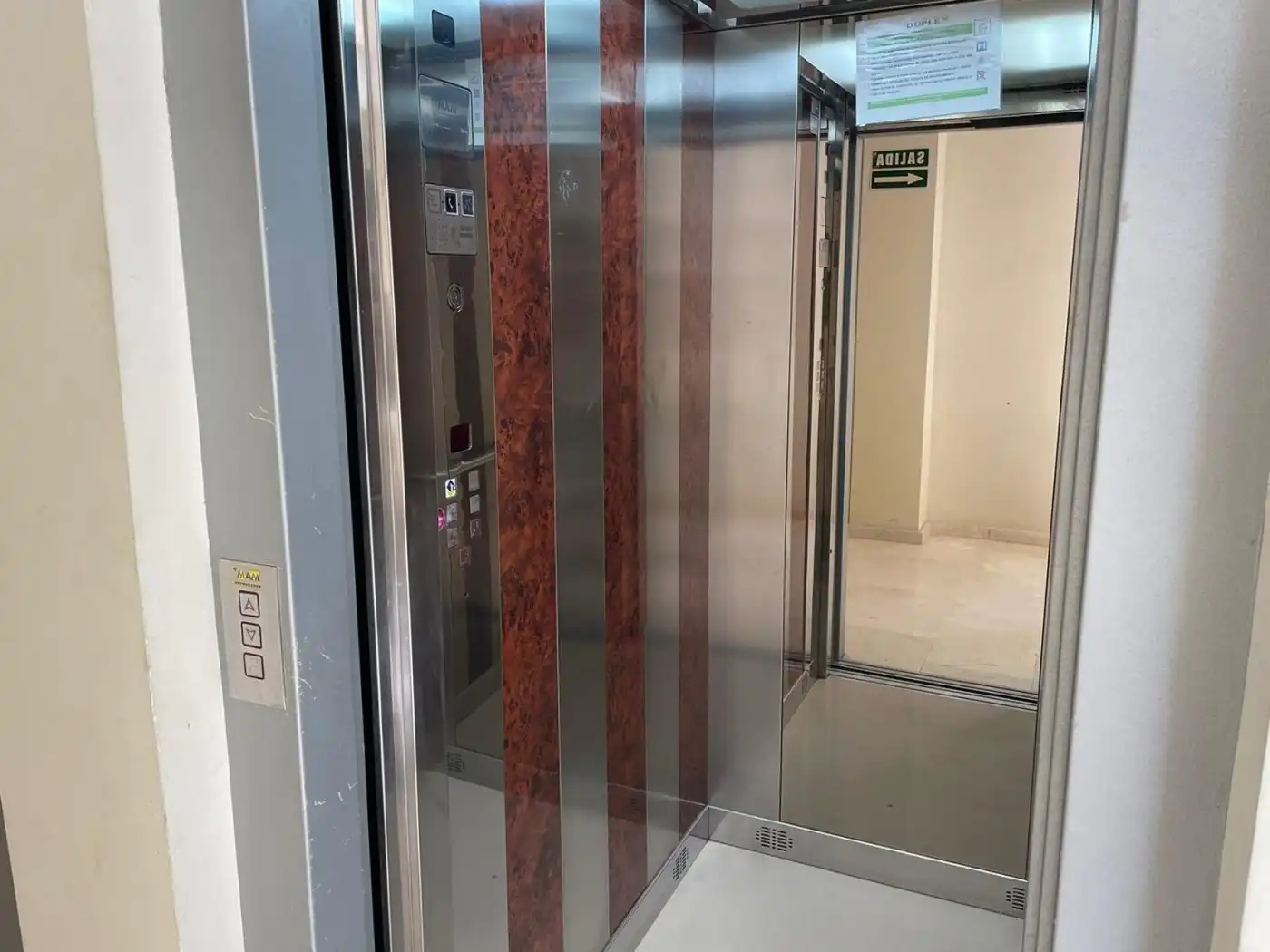 Oficina amb ascensor en venda a Avenida Las golondrinas, imagen 7