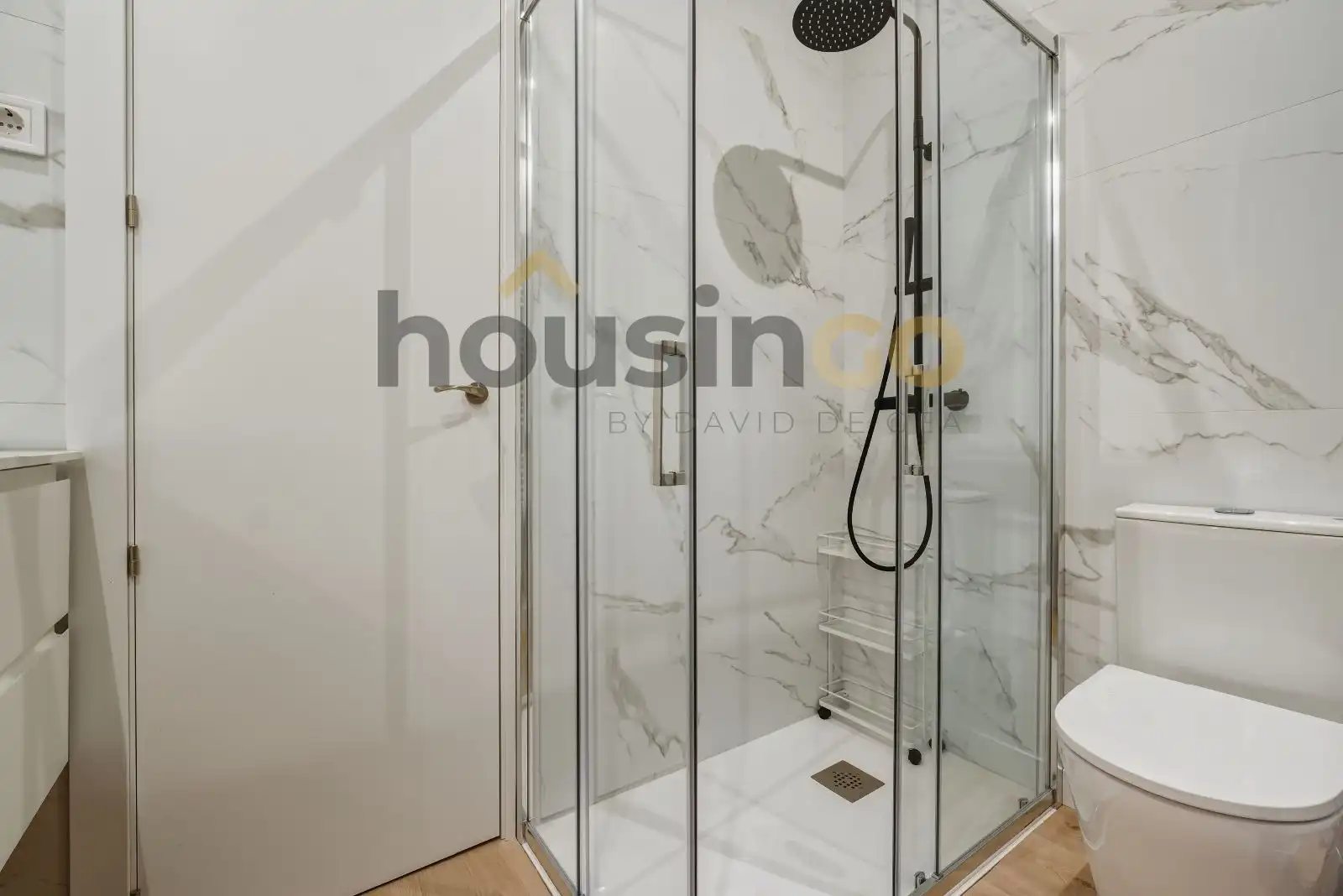 Baño de Piso en venta en Madrid con Aire acondicionado, Calefacción y Terraza