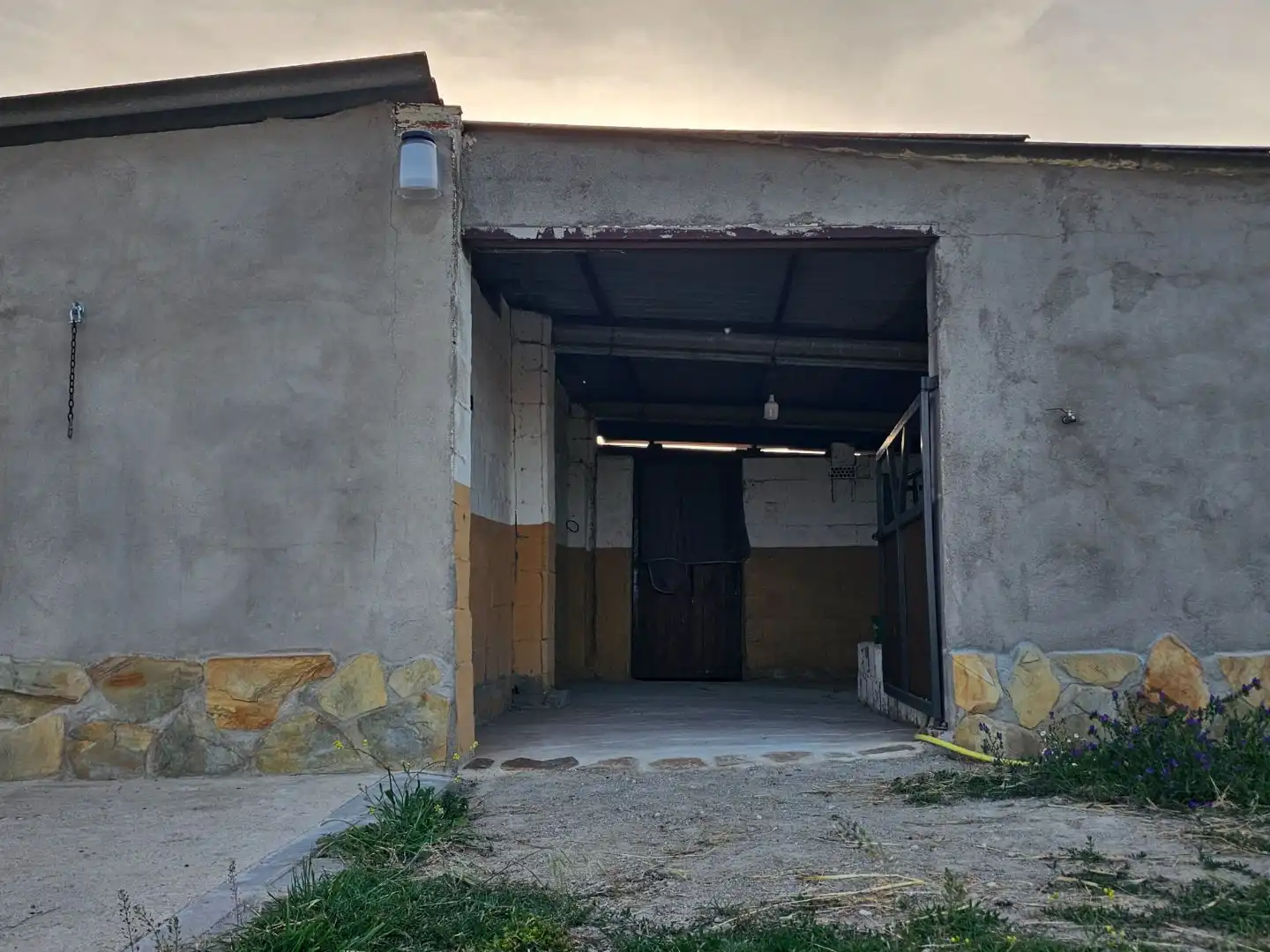 Vista exterior de Terreno en venta en Navalmoral de la Mata