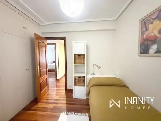 Bedroom of Flat for rent in Getxo   with Heating