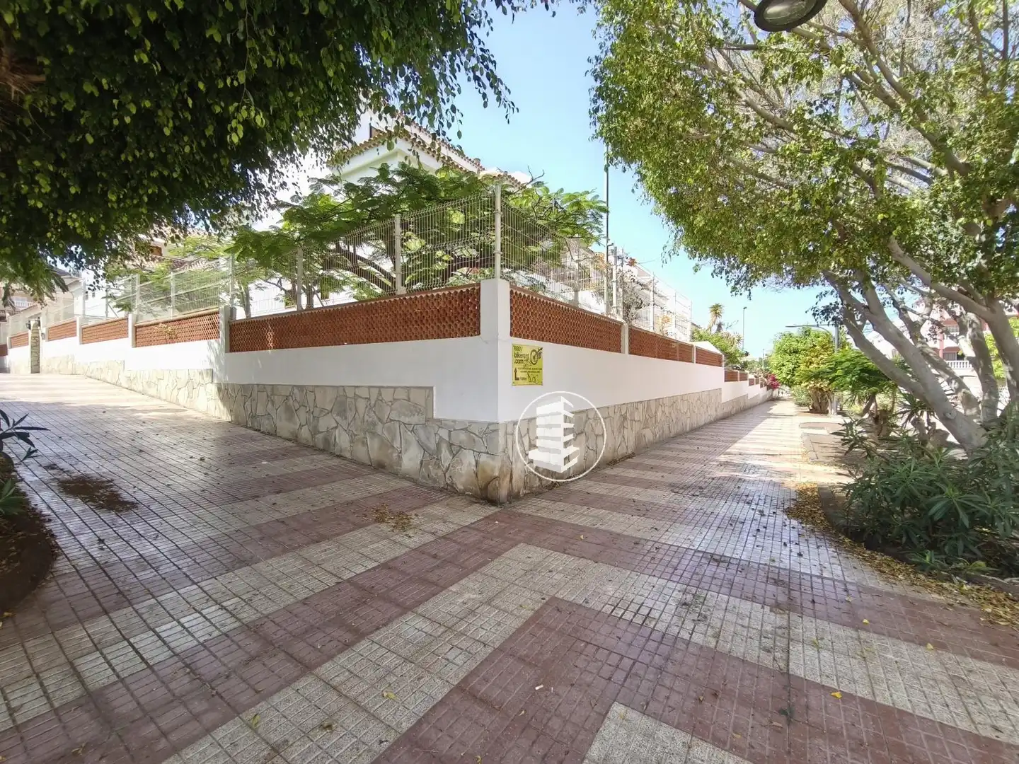 Vista exterior de Apartamento de alquiler en Arona con Jardín privado, Terraza y Piscina