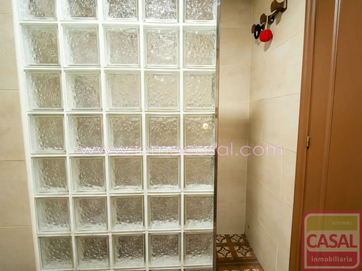 Badezimmer von Wohnung zum Verkauf in Fozaneldi - Tenderina - Ventanielles