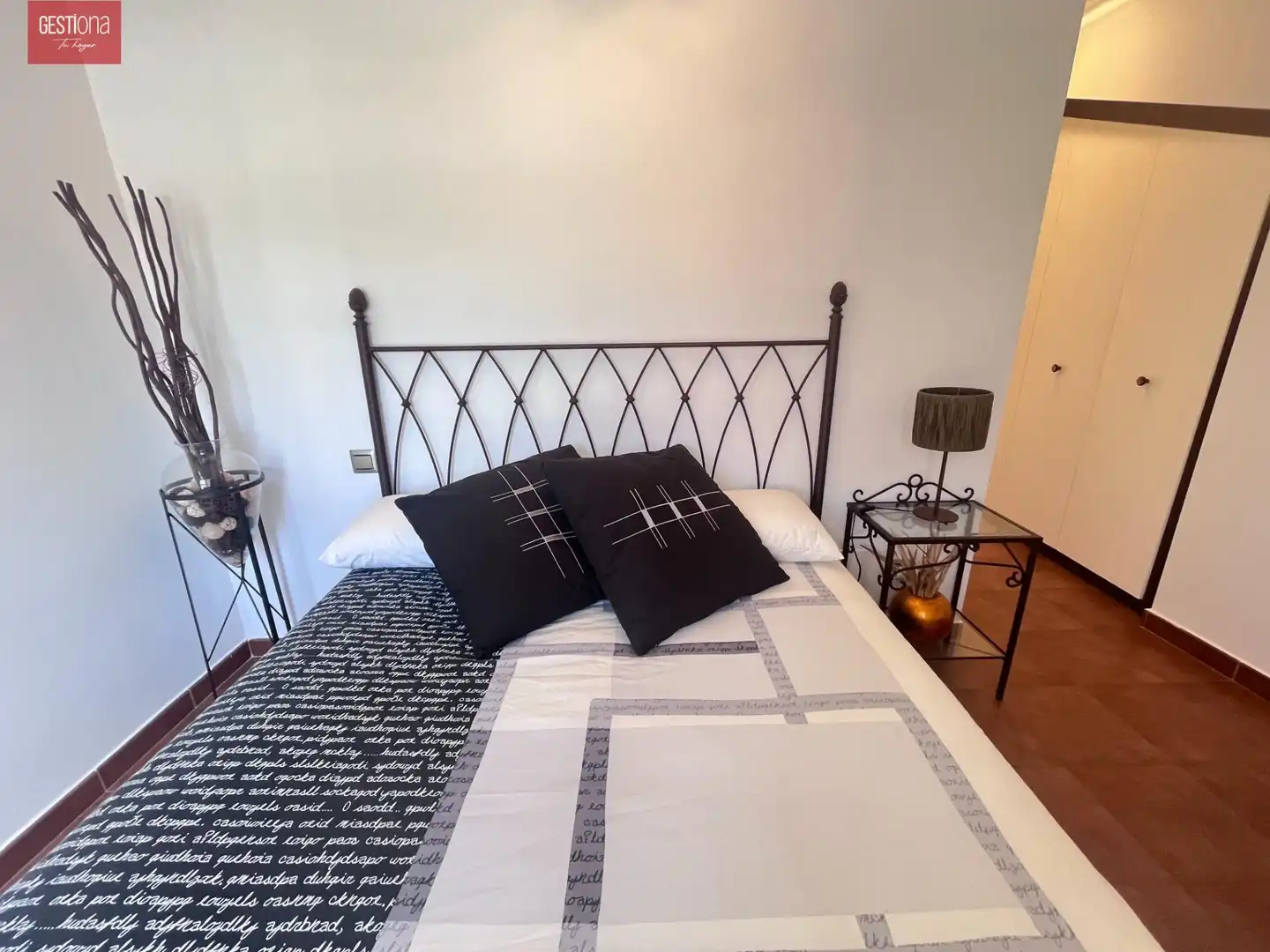 Dormitori de Casa adosada en venda en Arnuero amb Calefacció, Jardí privat i Terrassa