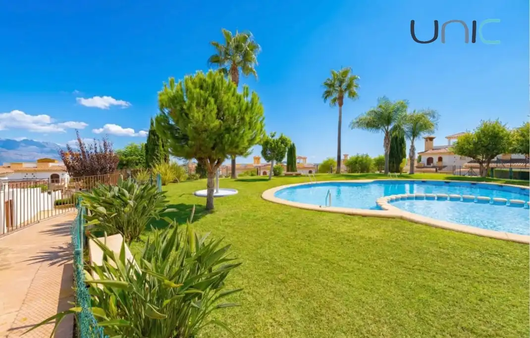 Jardín de Casa adosada en venta en Polop con Aire acondicionado, Jardín privado y Terraza