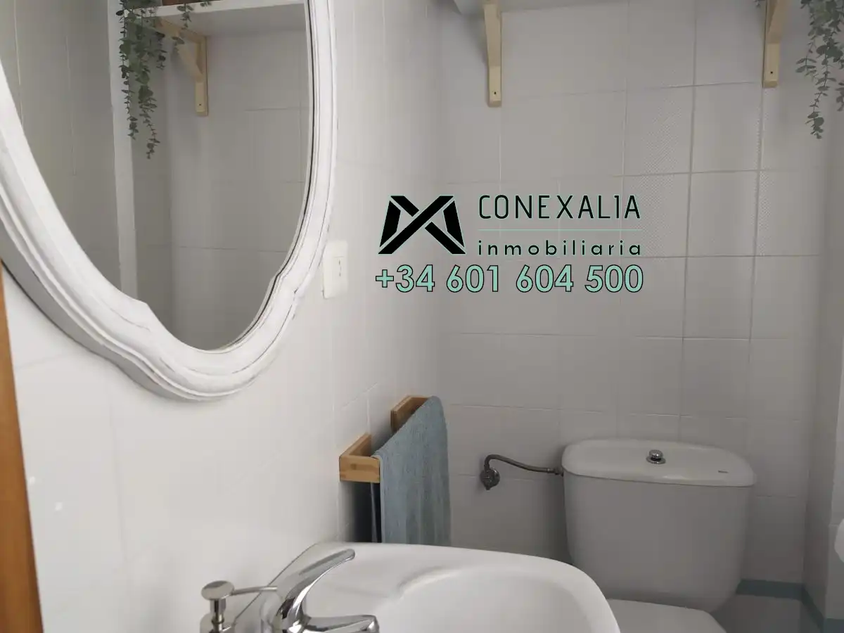 Bathroom of Houses for sale in Olvera  with Terrace and Balcony
