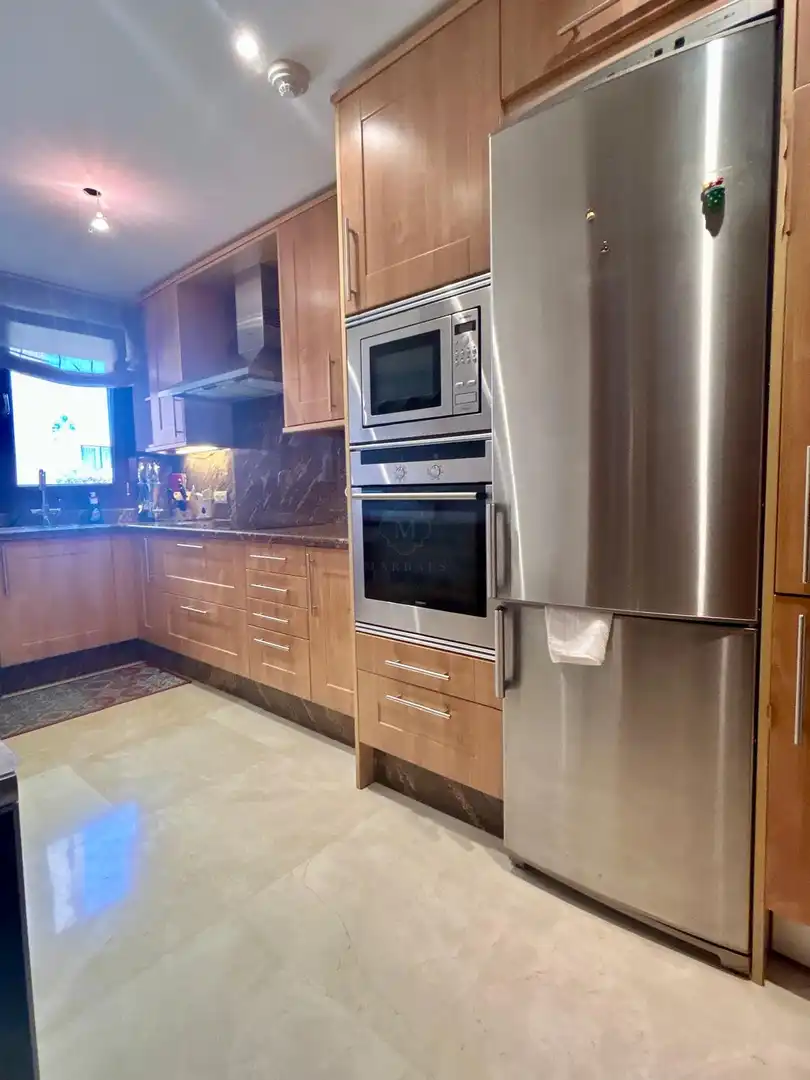 Cocina de Apartamento en venta en Estepona con Aire acondicionado, Terraza y Piscina