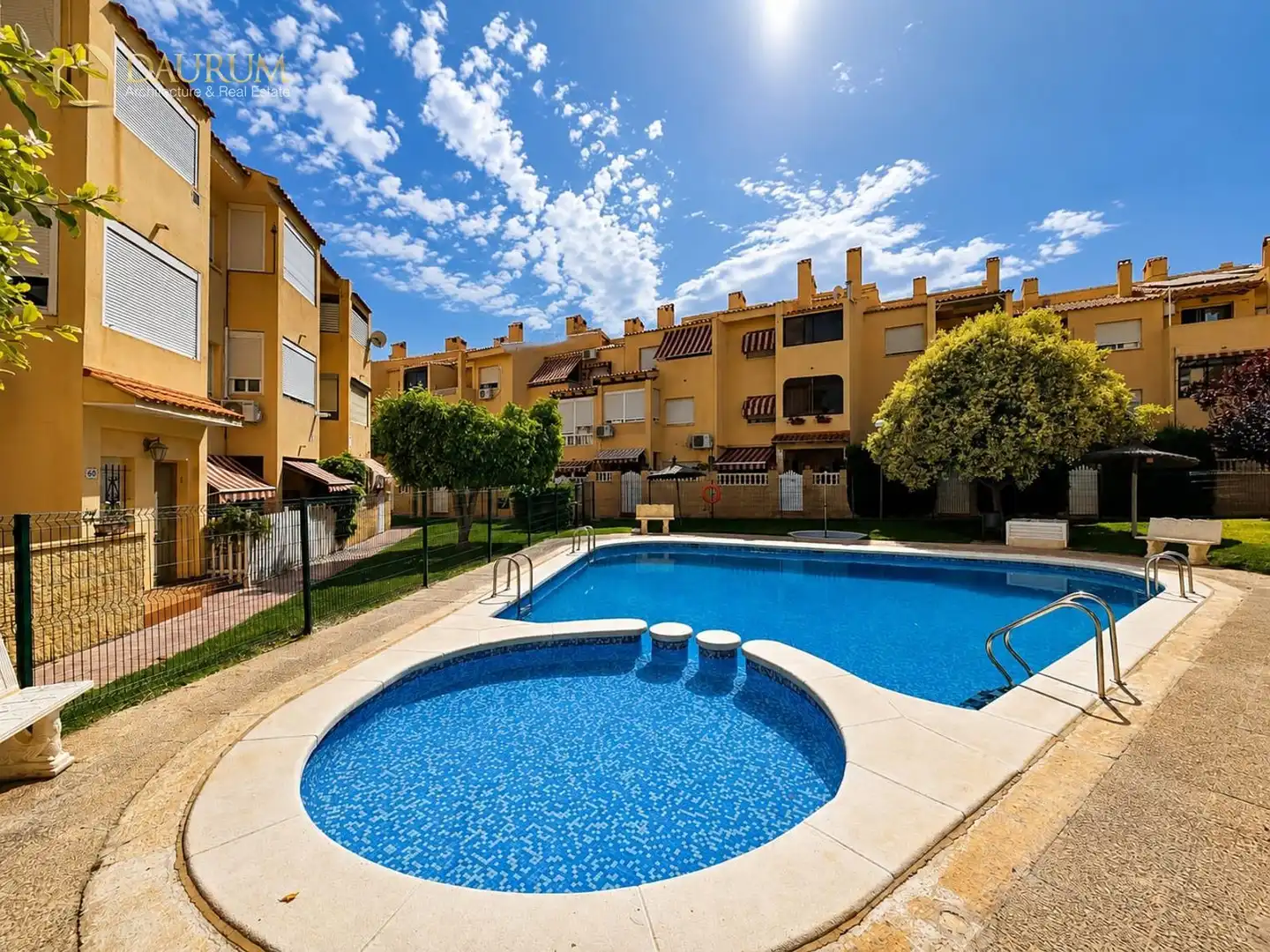 Adossat amb piscina en venda a CALLE LA BONANOVA, imagen 40