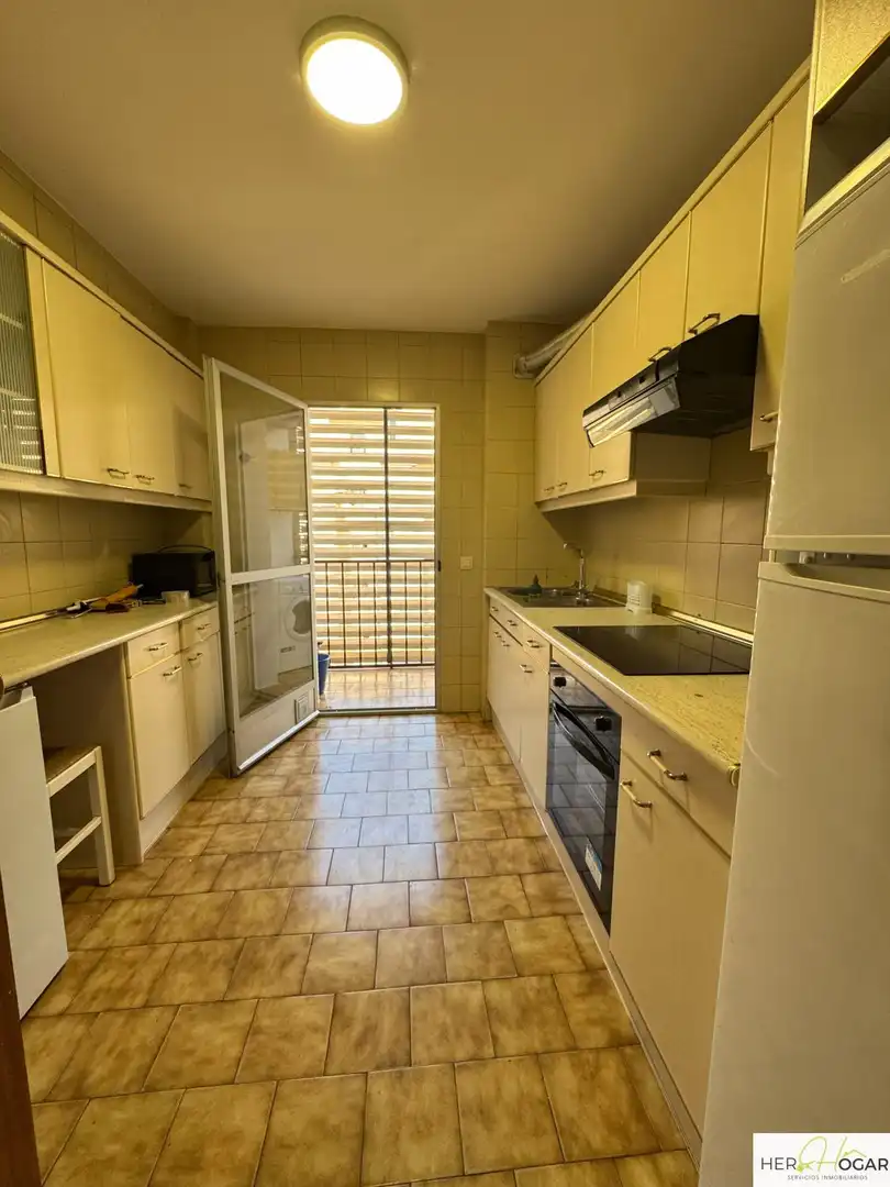 Küche von Wohnung zur Miete in Toledo mit Klimaanlage, Heizung und Parkett