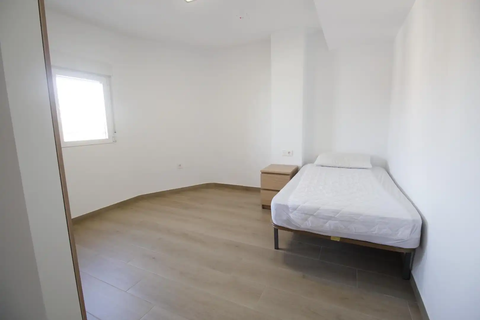 Flat with terrace to rent in Calle Teofilo Gautier 2, imagen 17