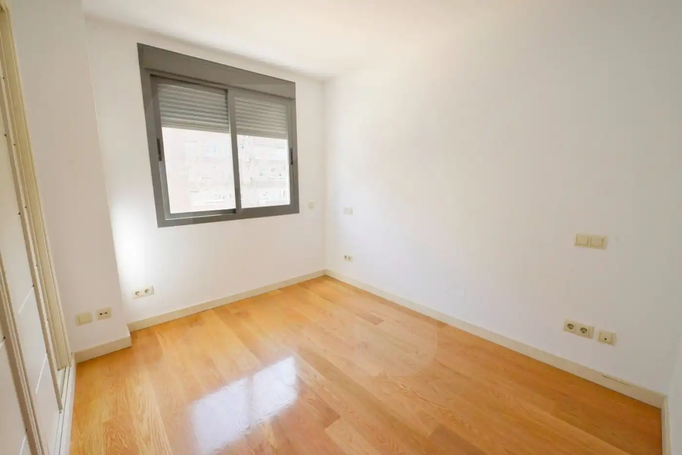 Schlafzimmer von Wohnung zur Miete in Madrid mit Klimaanlage, Heizung und Abstellraum
