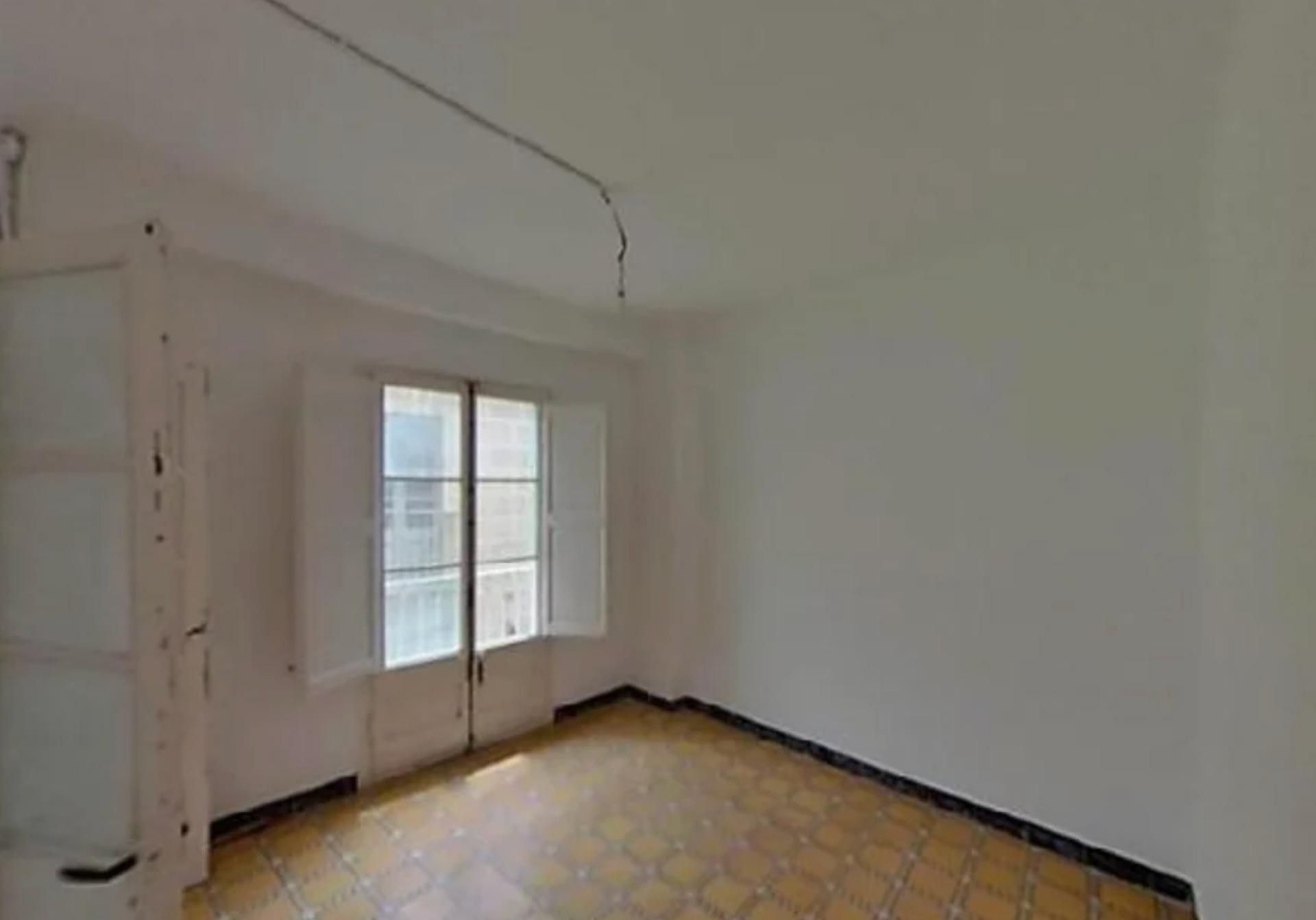 Bedroom of Flat for sale in Flix