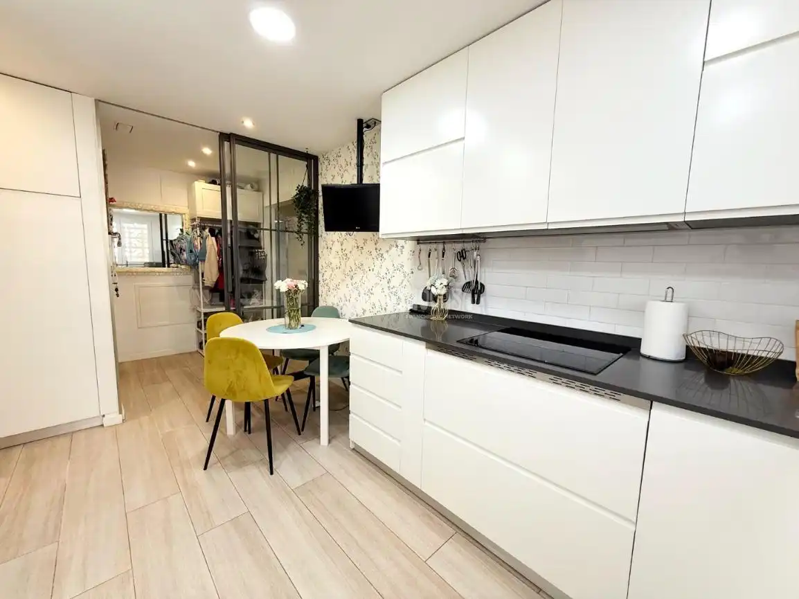 Kitchen of Flat for sale in Madrid  with Air Conditioner and Heating