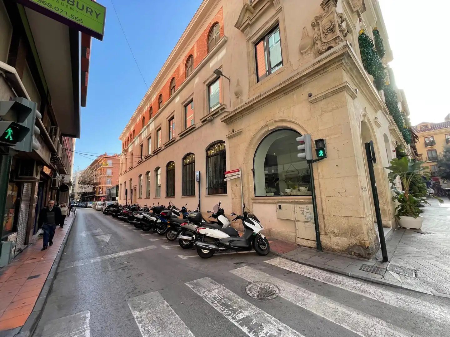 Vista exterior de Local en venta en Murcia