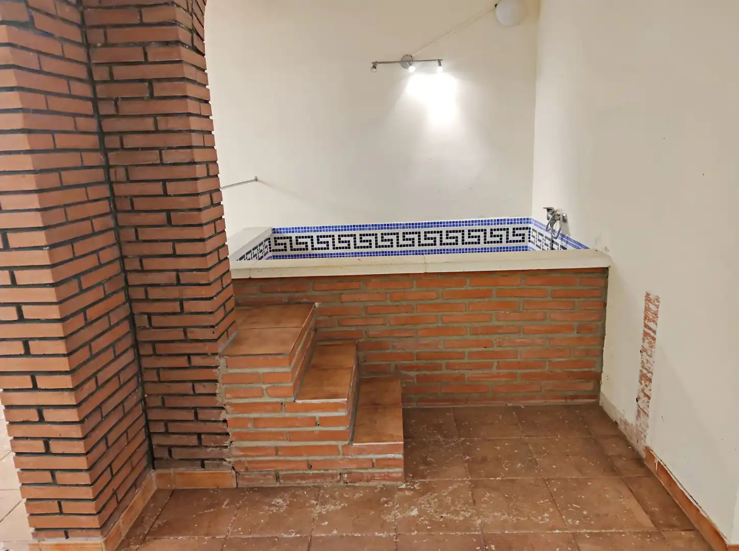 Local comercial en venda a CALLE DEL CONFLENT S/N, imagen 3