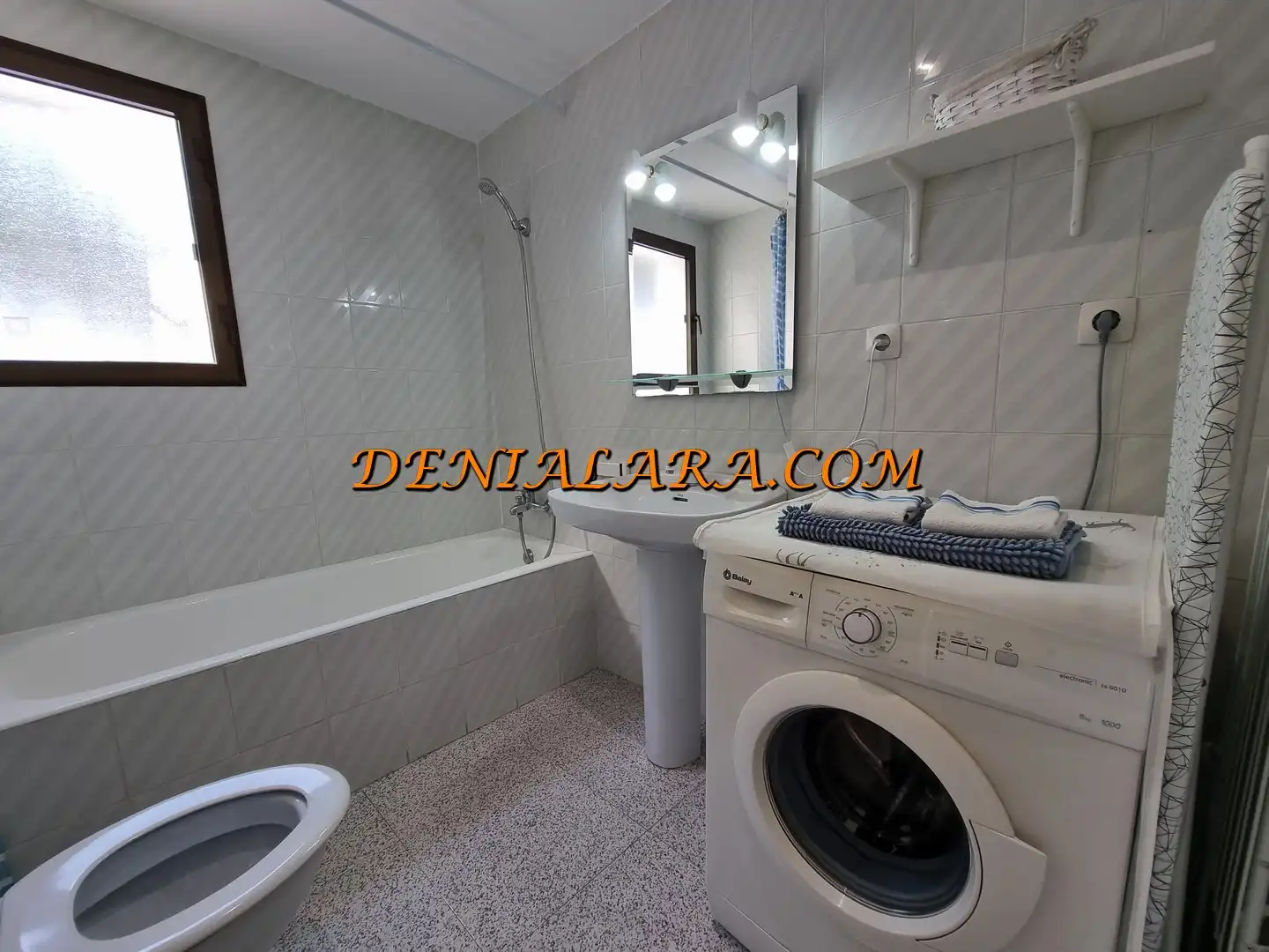 Bany de Apartament en venda en Benitachell / El Poble Nou de Benitatxell amb Aire condicionat, Balcó i Internet