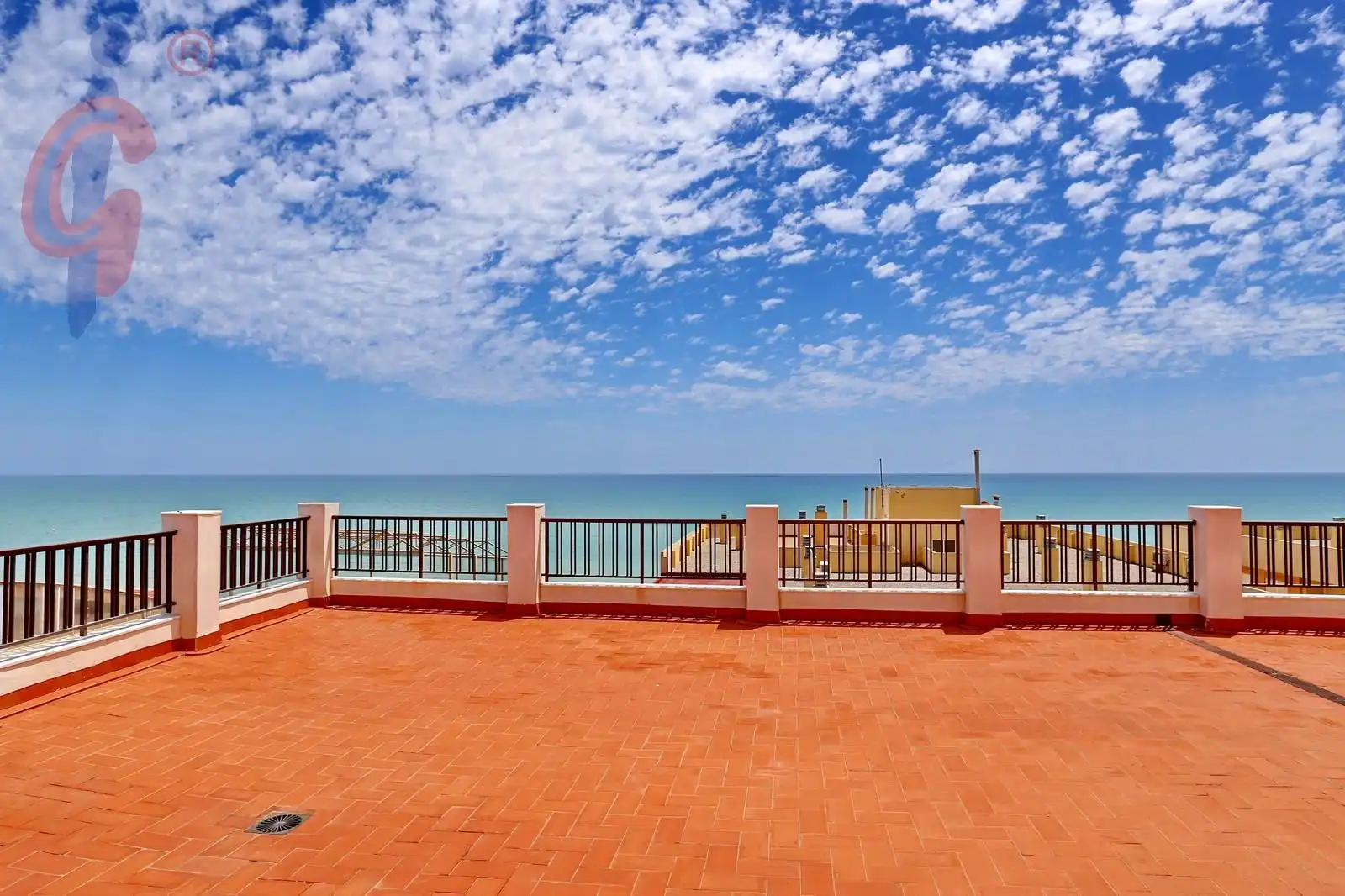 Terrasse von Wohnung zum Verkauf in Guardamar del Segura mit Terrasse, Abstellraum und Möbliert
