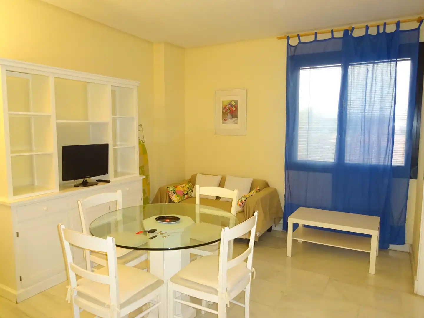 Sala de estar de Apartamento de alquiler en Sevilla con Aire acondicionado, Calefacción y Amueblado