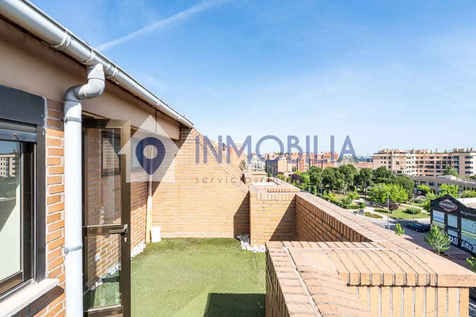 Außenansicht von Dachboden zum Verkauf in  Madrid Capital mit Klimaanlage, Heizung und Terrasse