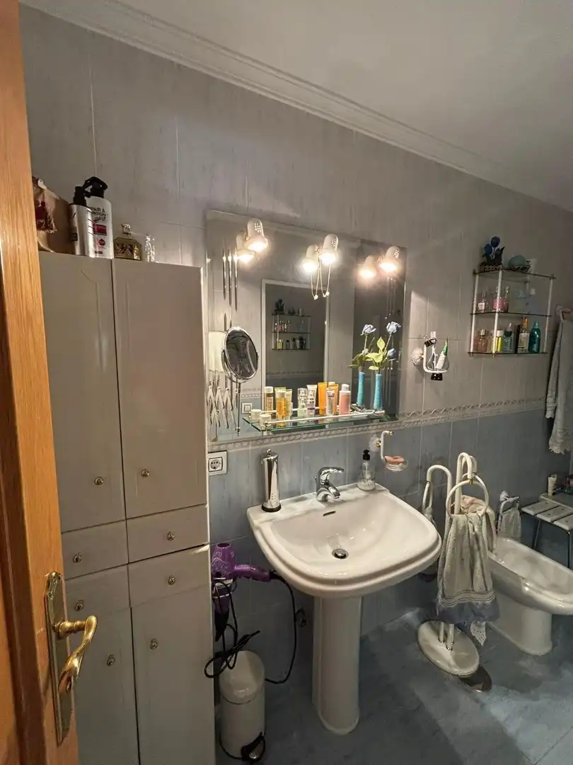 Bathroom of Flat for sale in Ciudad Real  with Heating and Terrace