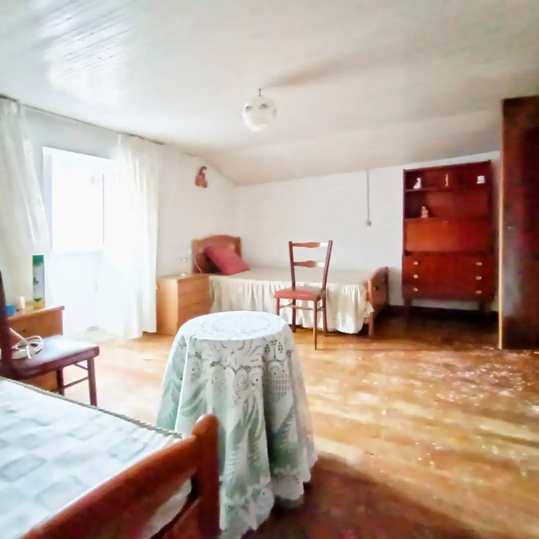 Dormitori de Casa o xalet en venda en Cotobade amb Jardí privat