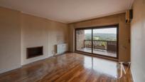 Living room of Flat for sale in  Madrid Capital  with Air Conditioner, Heating and Parquet flooring