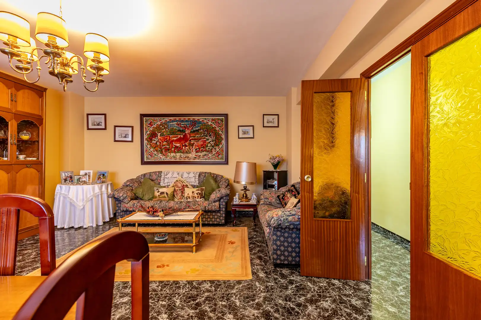 Sala d'estar de Casa adosada en venda en Alagón del Río amb Aire condicionat, Calefacció i Jardí privat