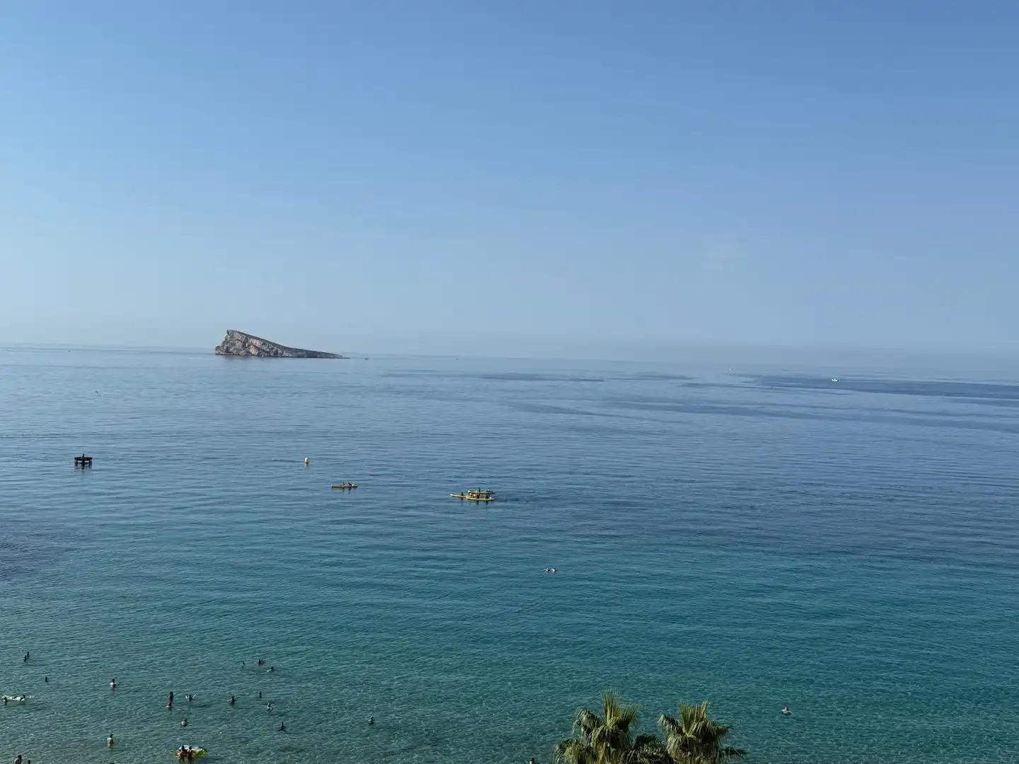 Vista exterior de Apartament en venda en Benidorm amb Aire condicionat, Terrassa i Moblat