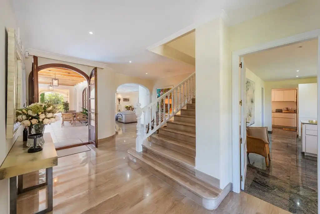 Houses for sale in Calvià  with Air Conditioner, Private garden and Terrace