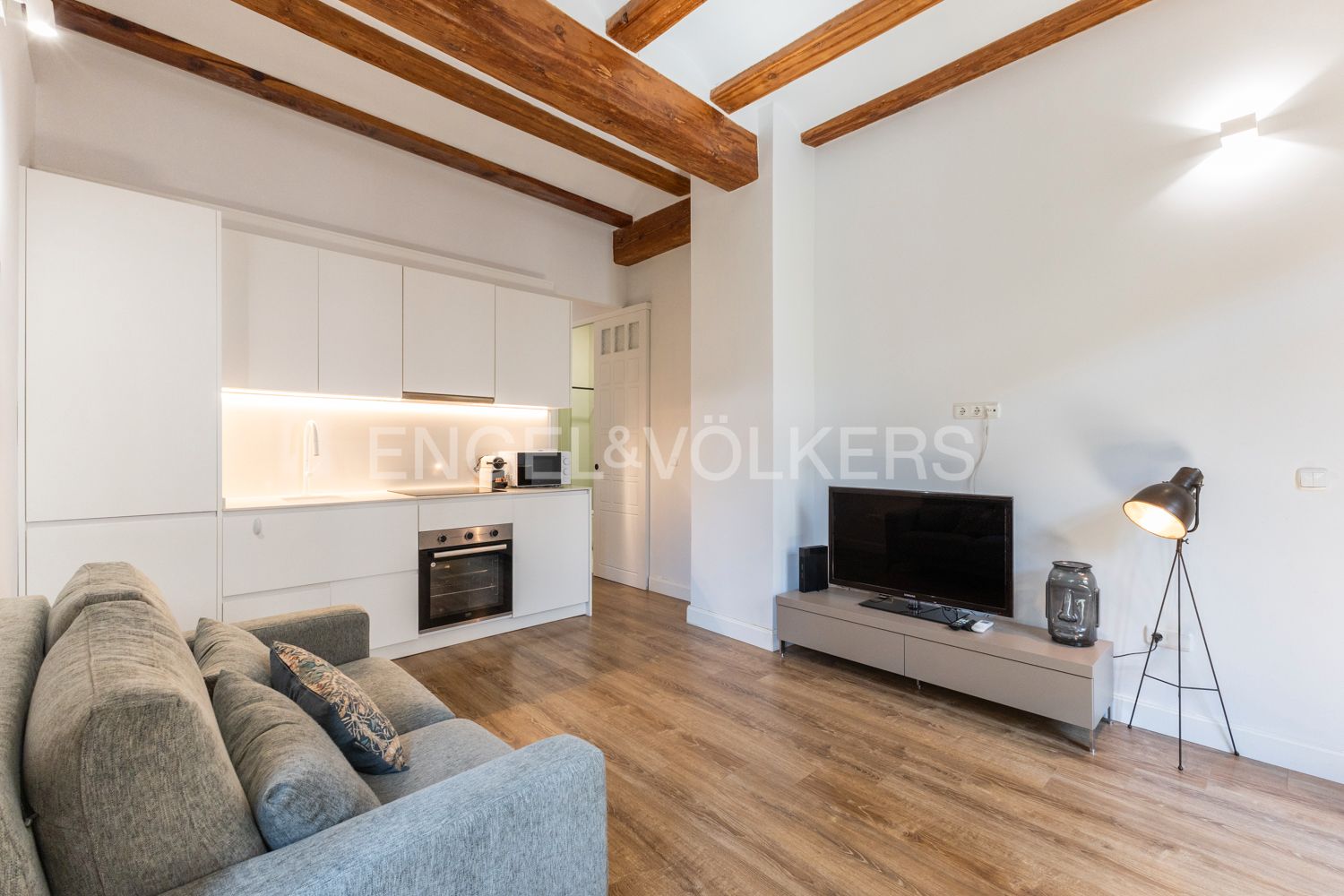 Living room of Flat for rent in  Valencia Capital  with Air Conditioner, Heating and Furnished