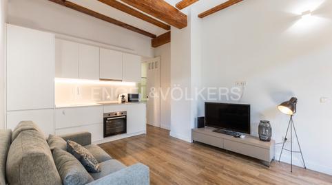 Photo 3 of Flat for rent in Calle Mallorquins, El Mercat,  Valencia Capital