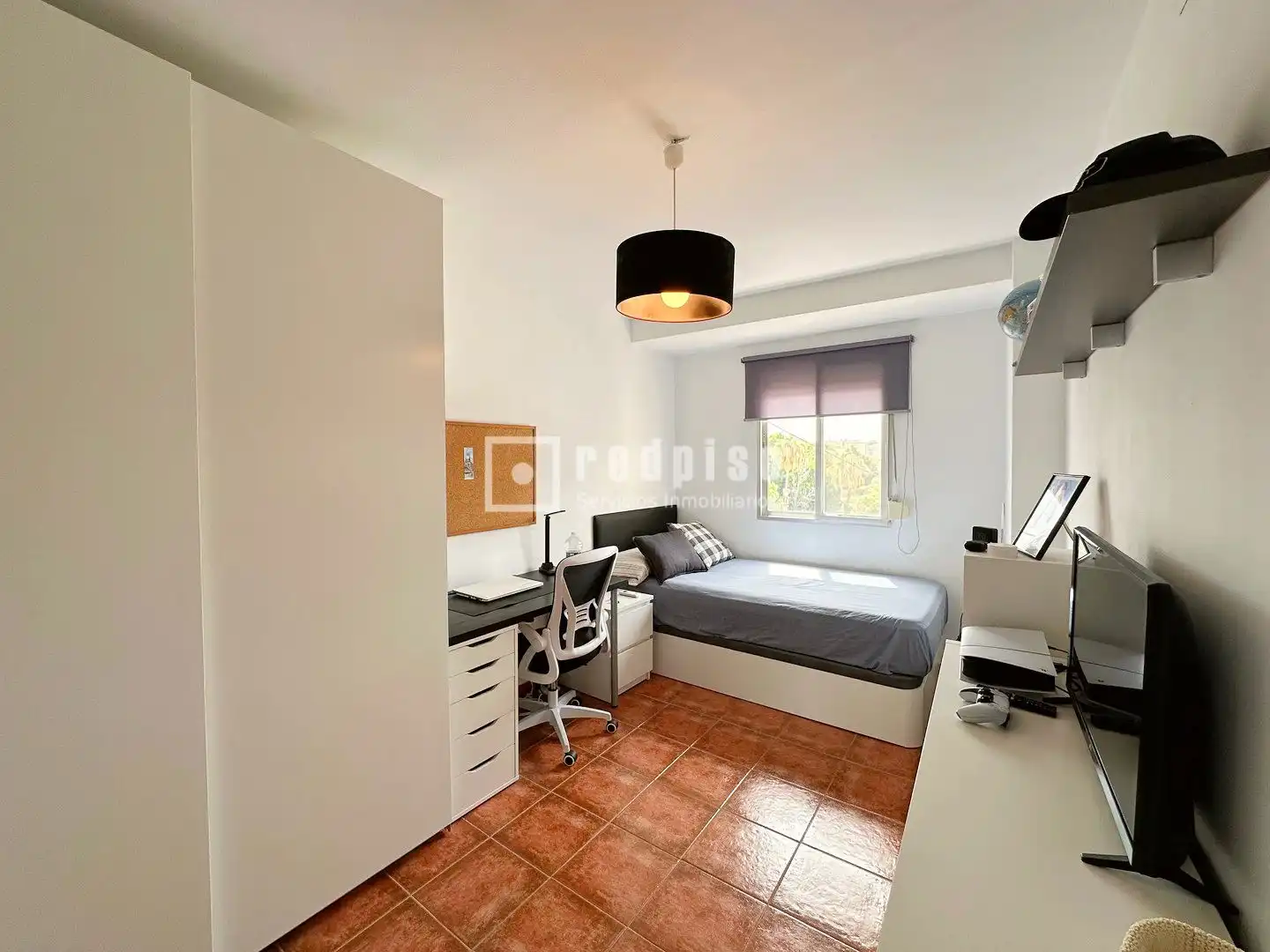 Dormitori de Casa o xalet en venda en Málaga amb Aire condicionat, Calefacció i Jardí privat