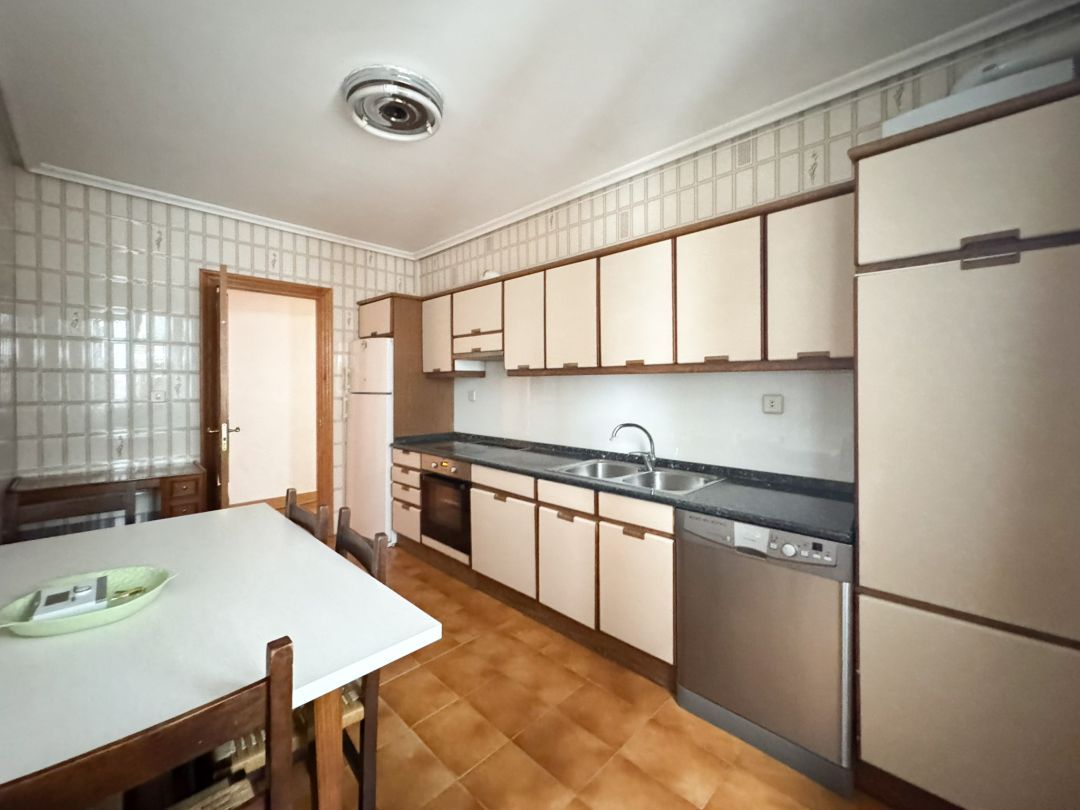 Kitchen of Flat for sale in Urretxu  with Heating, Storage room and Furnished