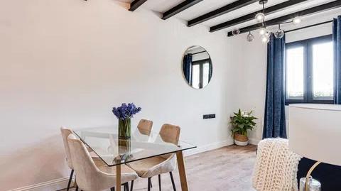 Photo 2 of Flat to rent in Carrer del Poeta Cabanyes, El Poble Sec - Parc de Montjuïc, Barcelona