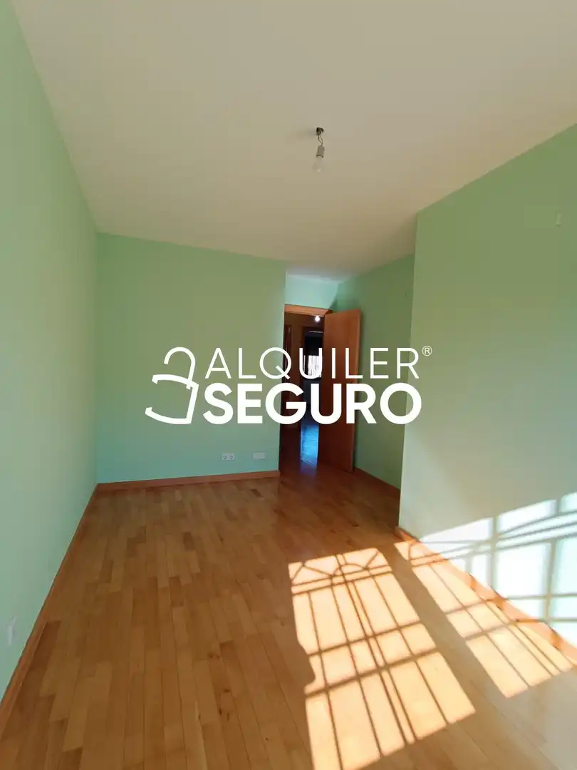 Dormitori de Casa o xalet de lloguer en Aranjuez amb Calefacció, Terrassa i Traster