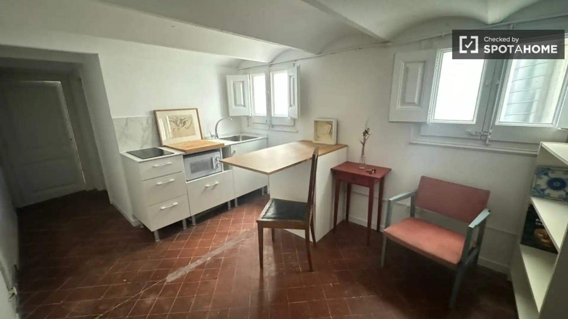 Cuina de Pis de lloguer en  Barcelona Capital amb Aire condicionat, Calefacció i Moblat