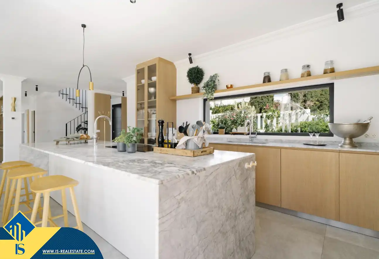 Chalet con piscina en venta en Nueva Andalucía, imagen 6