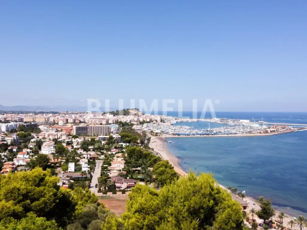 Houses for sale in Las Rotas / Les Rotes