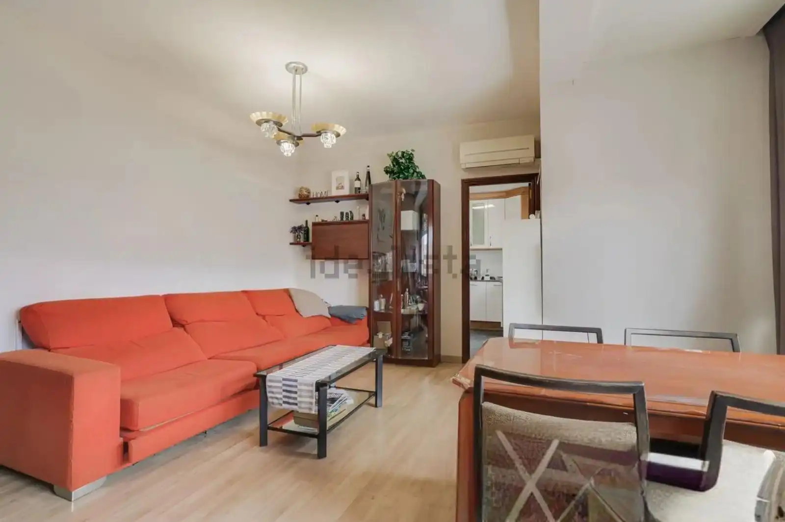 Wohnzimmer von Maisonette zum Verkauf in L'Hospitalet de Llobregat mit Klimaanlage, Heizung und Parkett