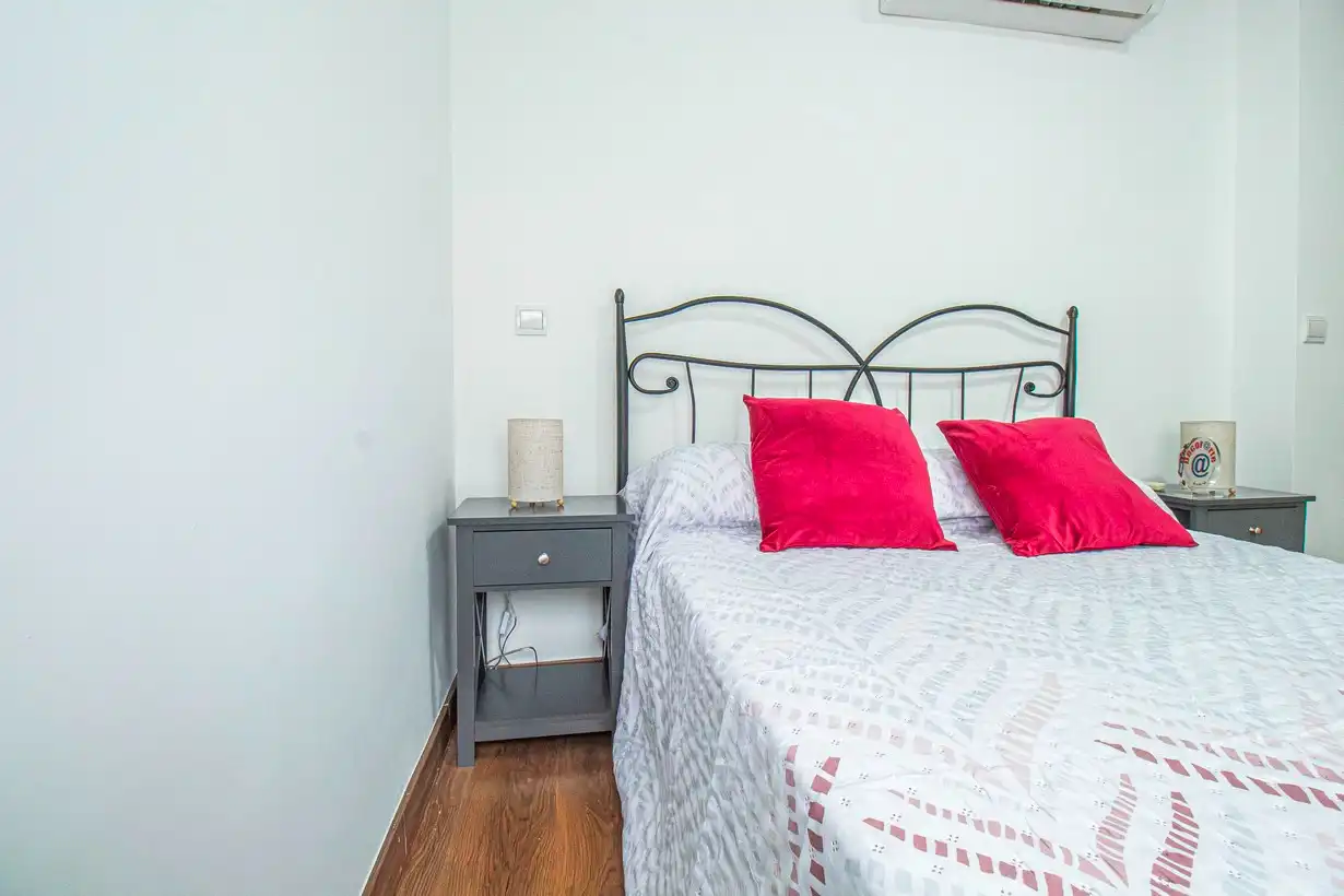 Bedroom of Houses for rent in Madrid  with Air Conditioner, Heating and Private garden