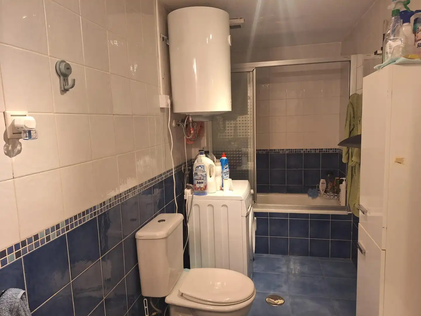 Badezimmer von Wohnung zur untervermieten in Murcia mit Klimaanlage, Heizung und Möbliert