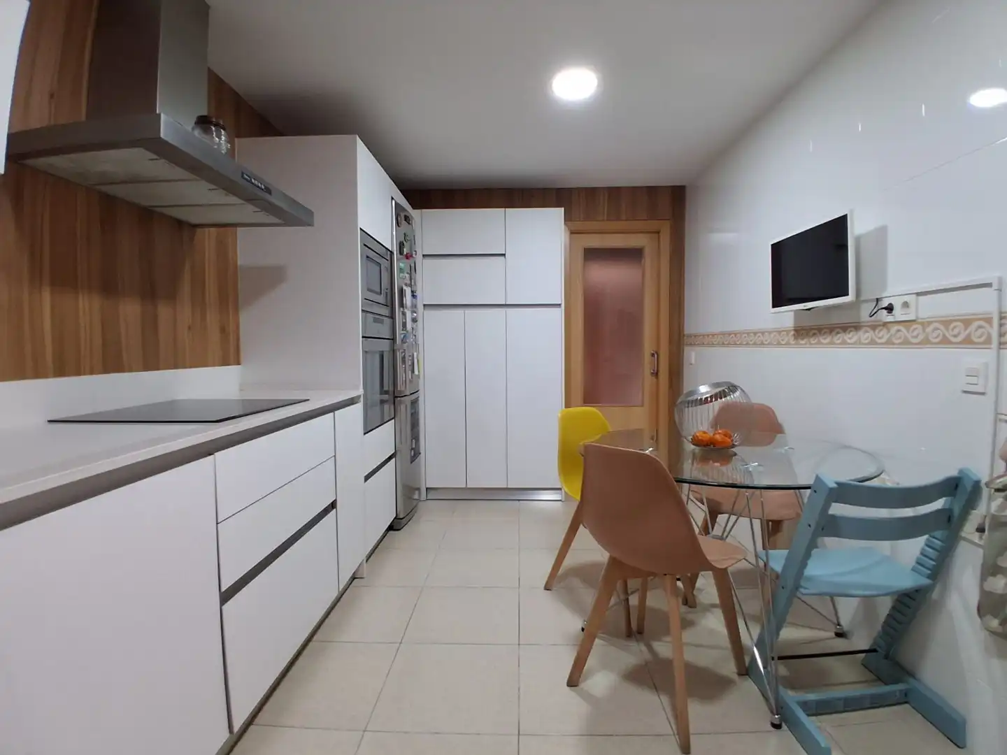 Kitchen of Flat for sale in Almería