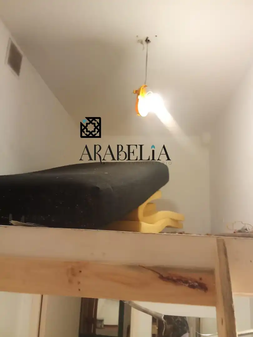 Local comercial en venta en Poniente-Norte - Miralbaida - Parque Azahara, imagen 4