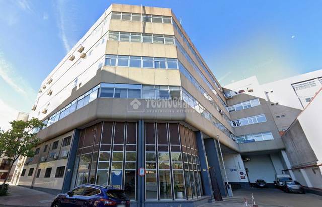 Local comercial en Venta en Simancas