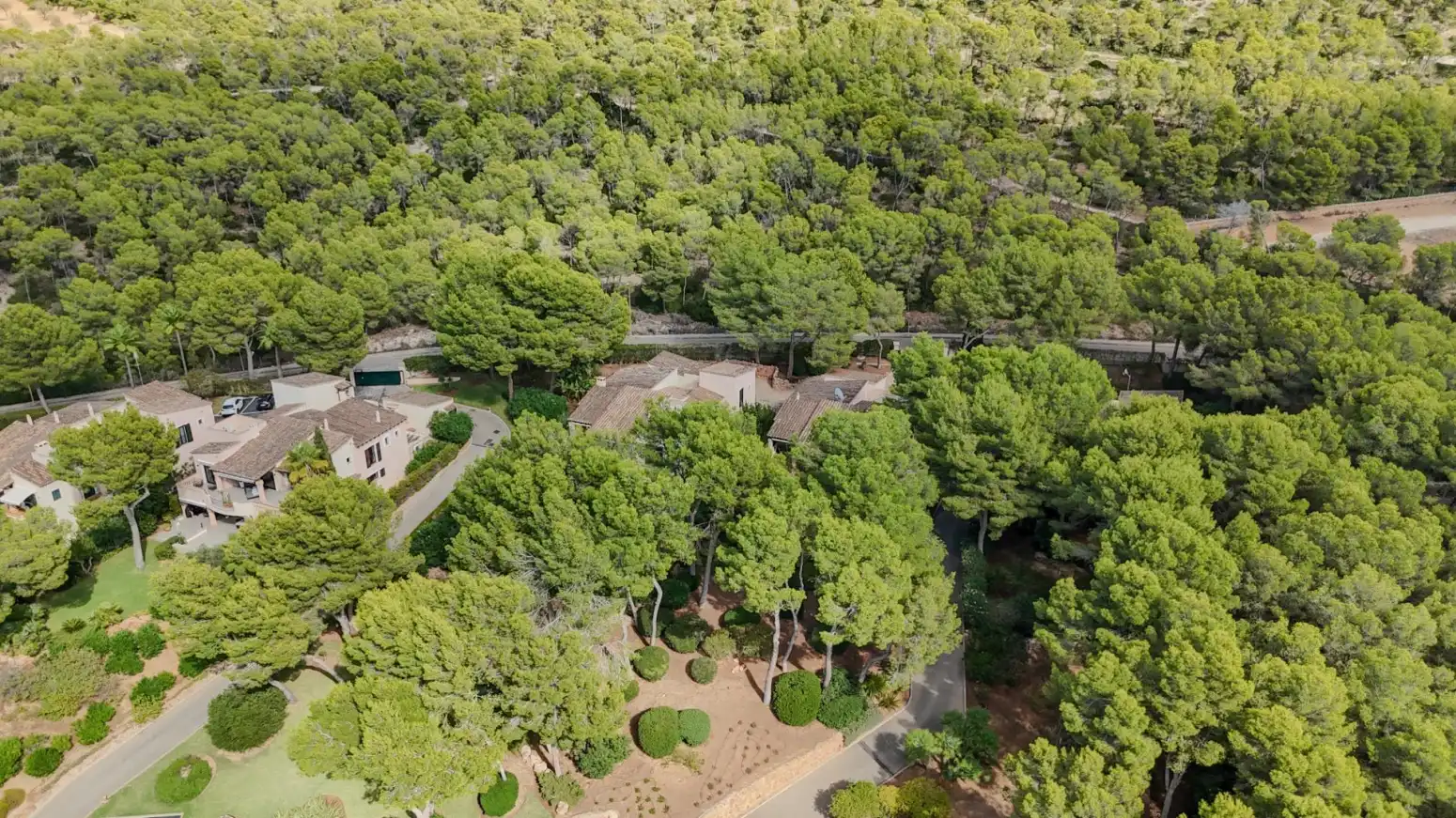 Vista exterior de Casa o xalet en venda en Calvià amb Aire condicionat, Piscina i Piscina comunitària