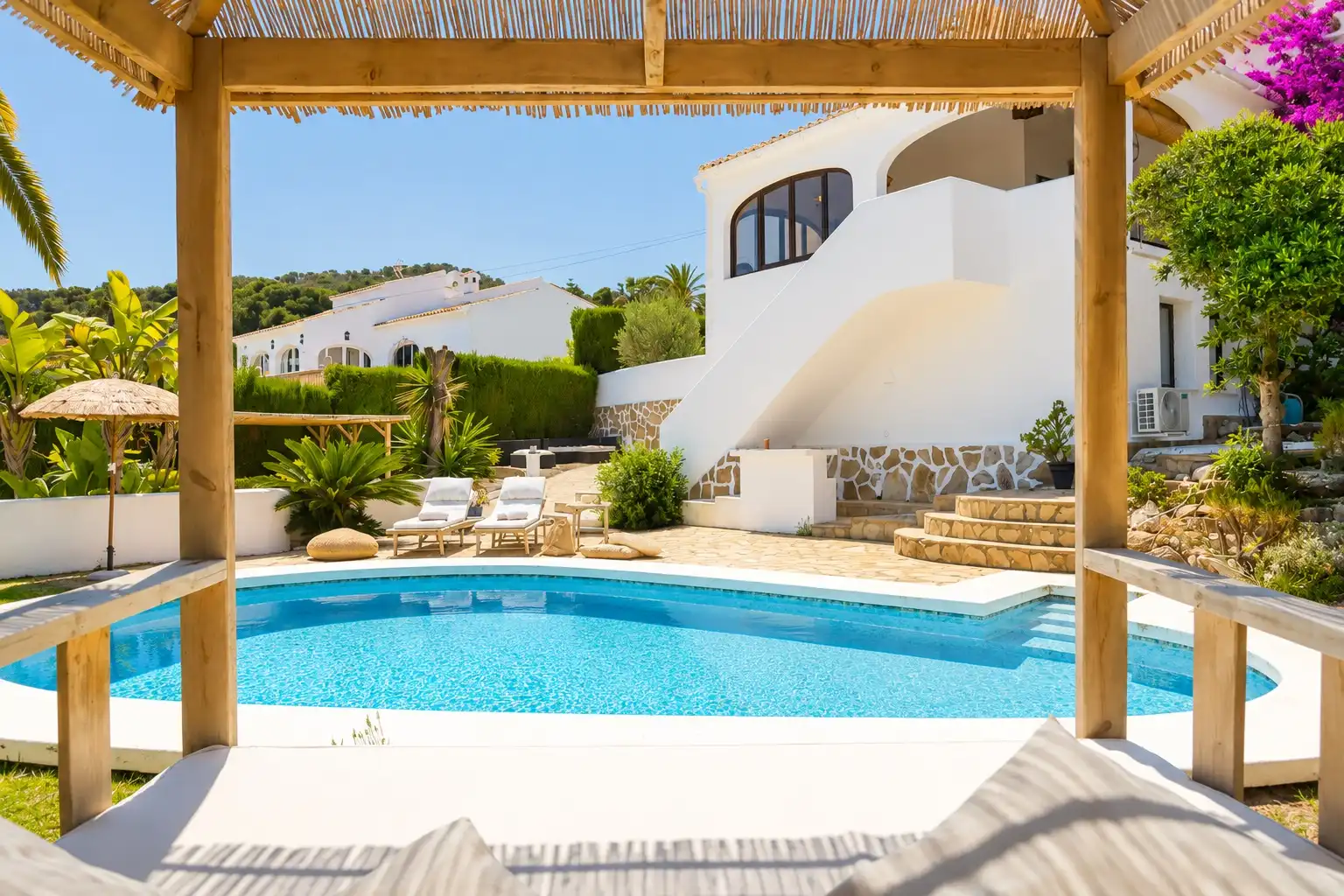 Piscina de Casa o xalet en venda en Jávea / Xàbia amb Jardí privat i Jacuzzi